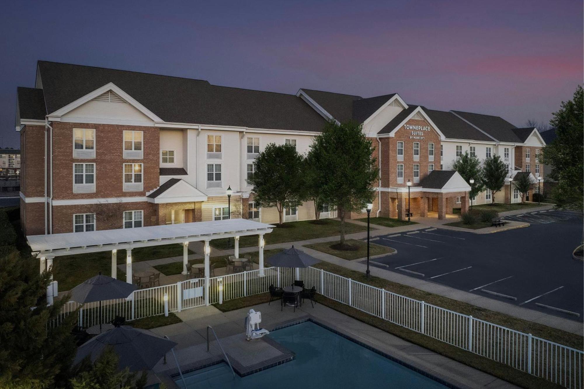Towneplace Suites Suffolk Chesapeake Exterior foto