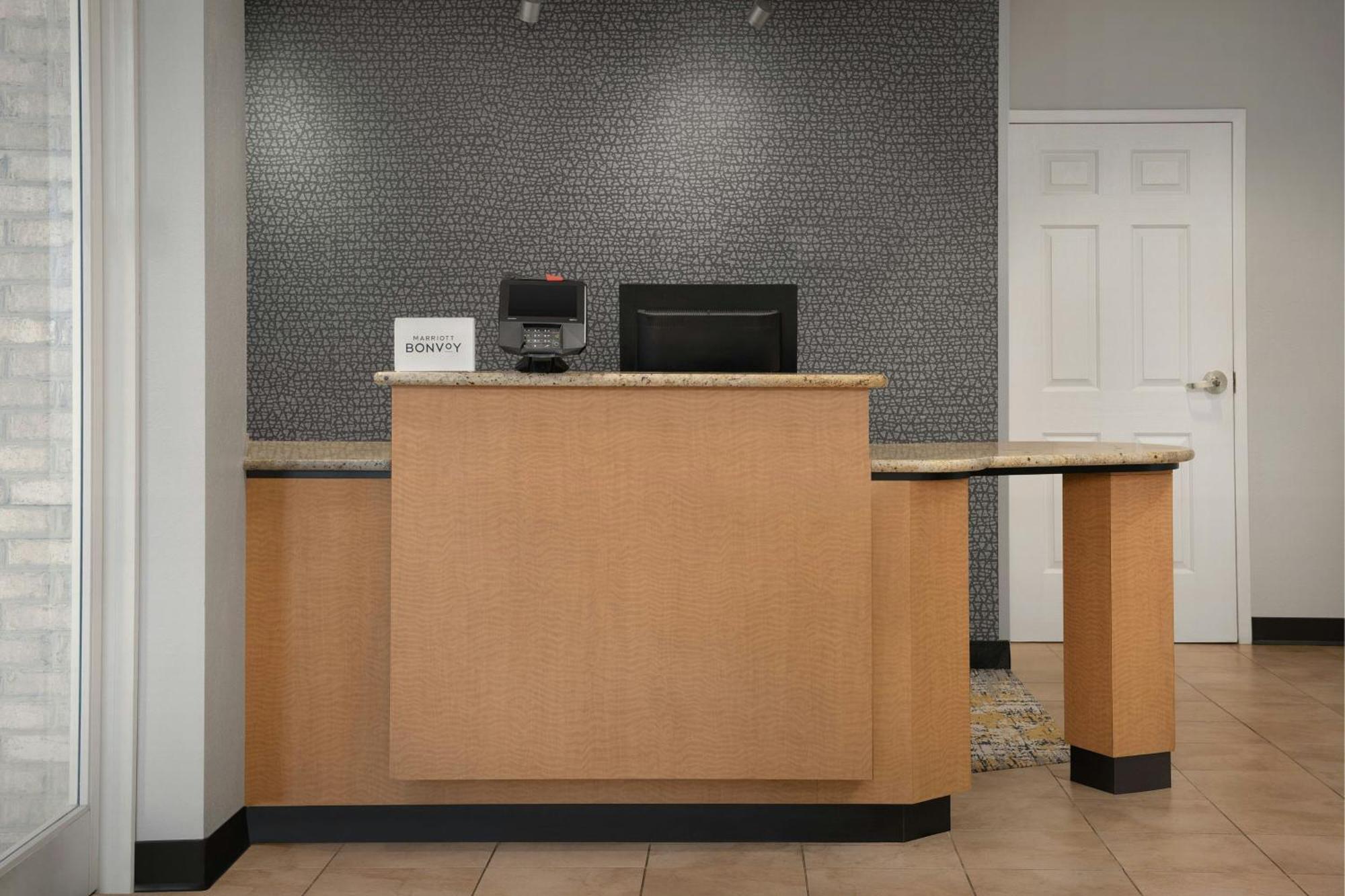 Towneplace Suites Suffolk Chesapeake Exterior foto